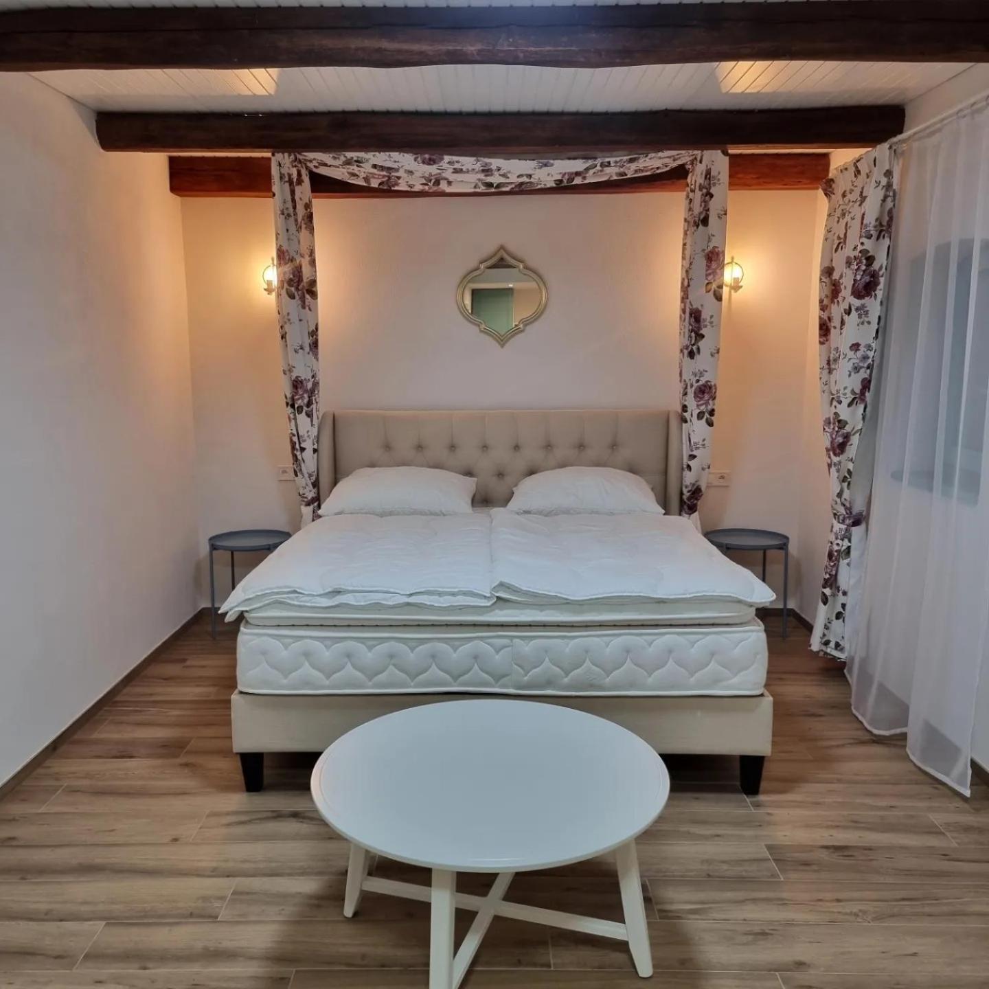 Hotel Ako Doma Poltar Exteriér fotografie
